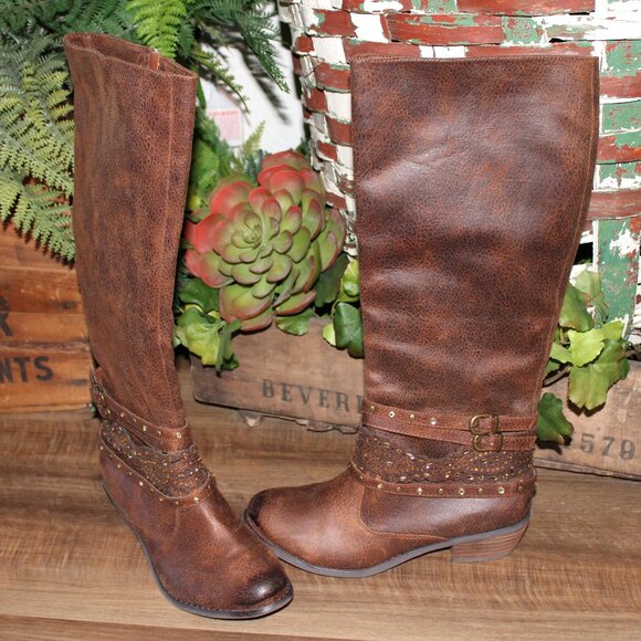 LIKE NEW Ladies NOT RATED Sz 8 Strappy Rhinestone Embellished Knee High Boots - Picture 1 of 8
